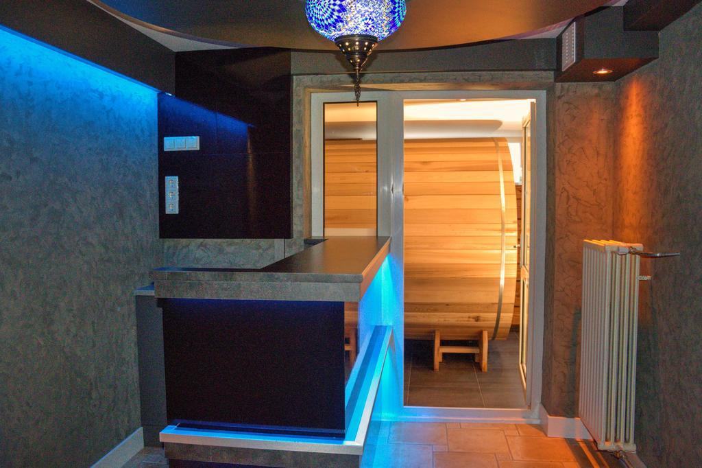 Pension & Spa De Watertoren Zandvoort Eksteriør billede
